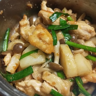 鶏胸と長芋のバター醤油麹炒め